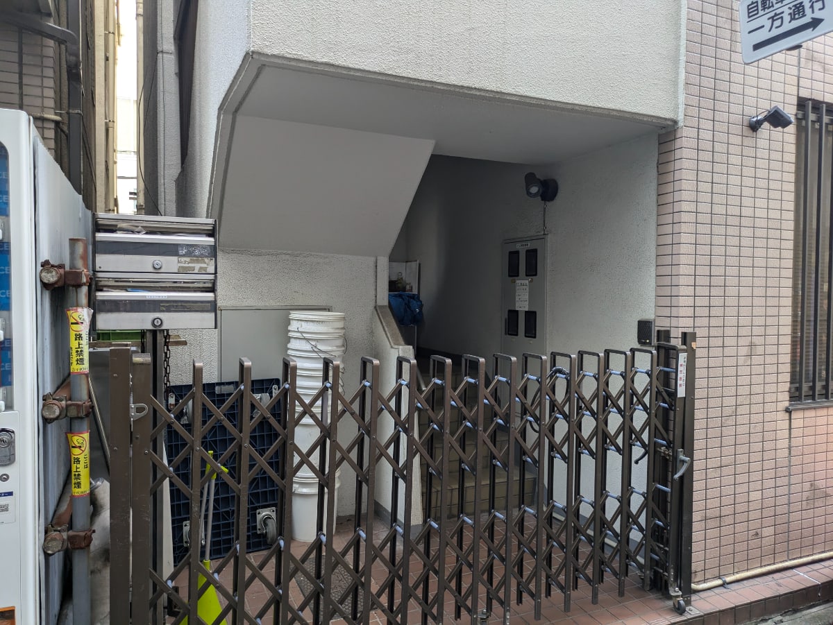 v20250427004617/fresh/building/J00100406455_3