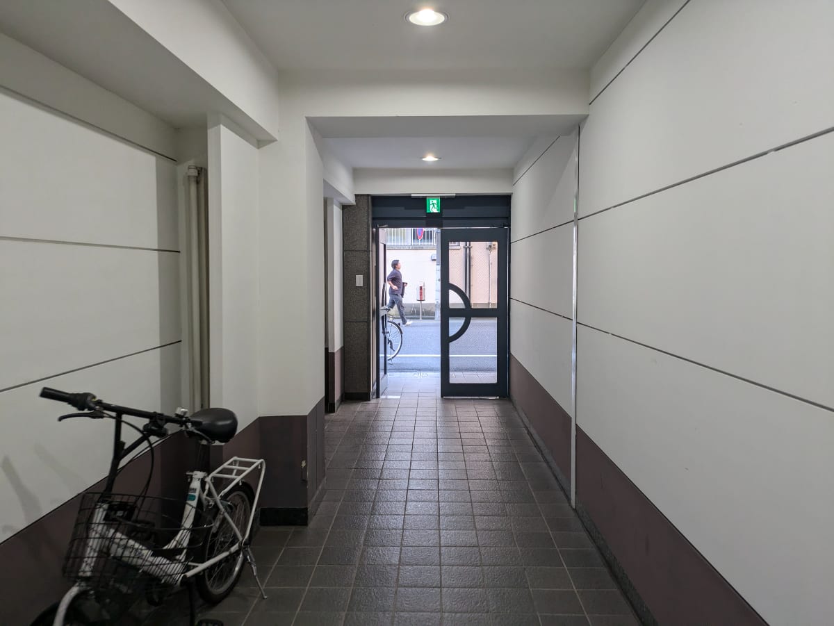 v20250427004617/fresh/building/J00100406818_9