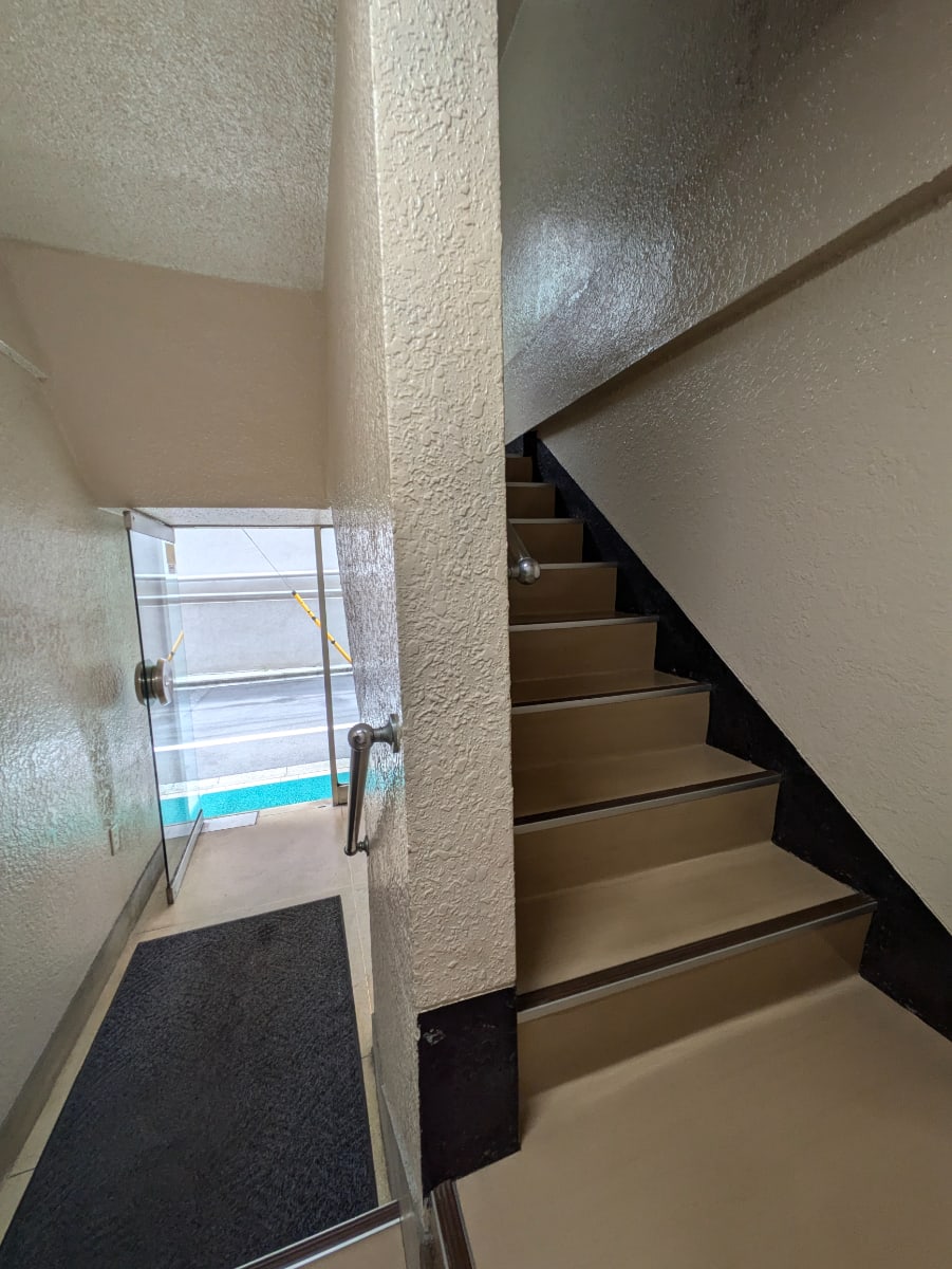 v20250427004617/fresh/building/J00100406834_4
