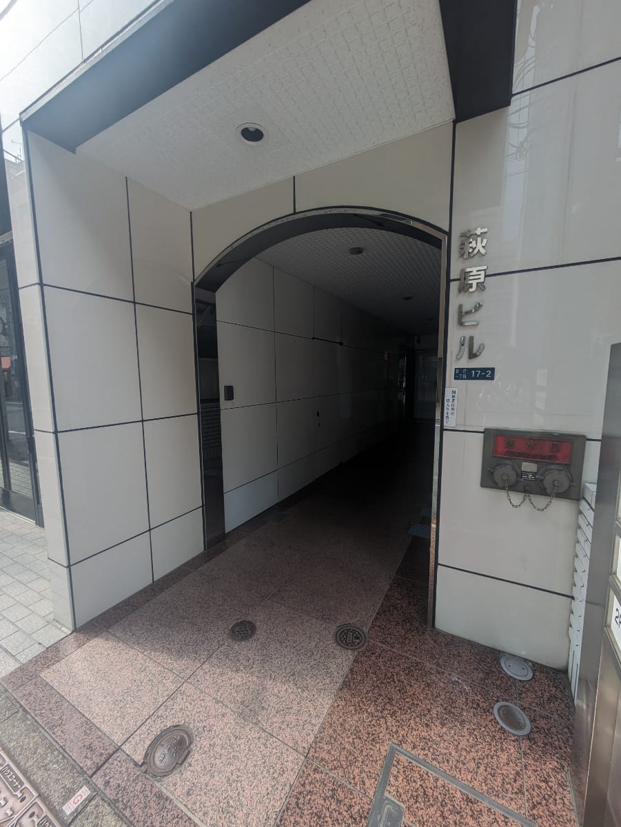 v20250427004617/fresh/building/J00100407286_3