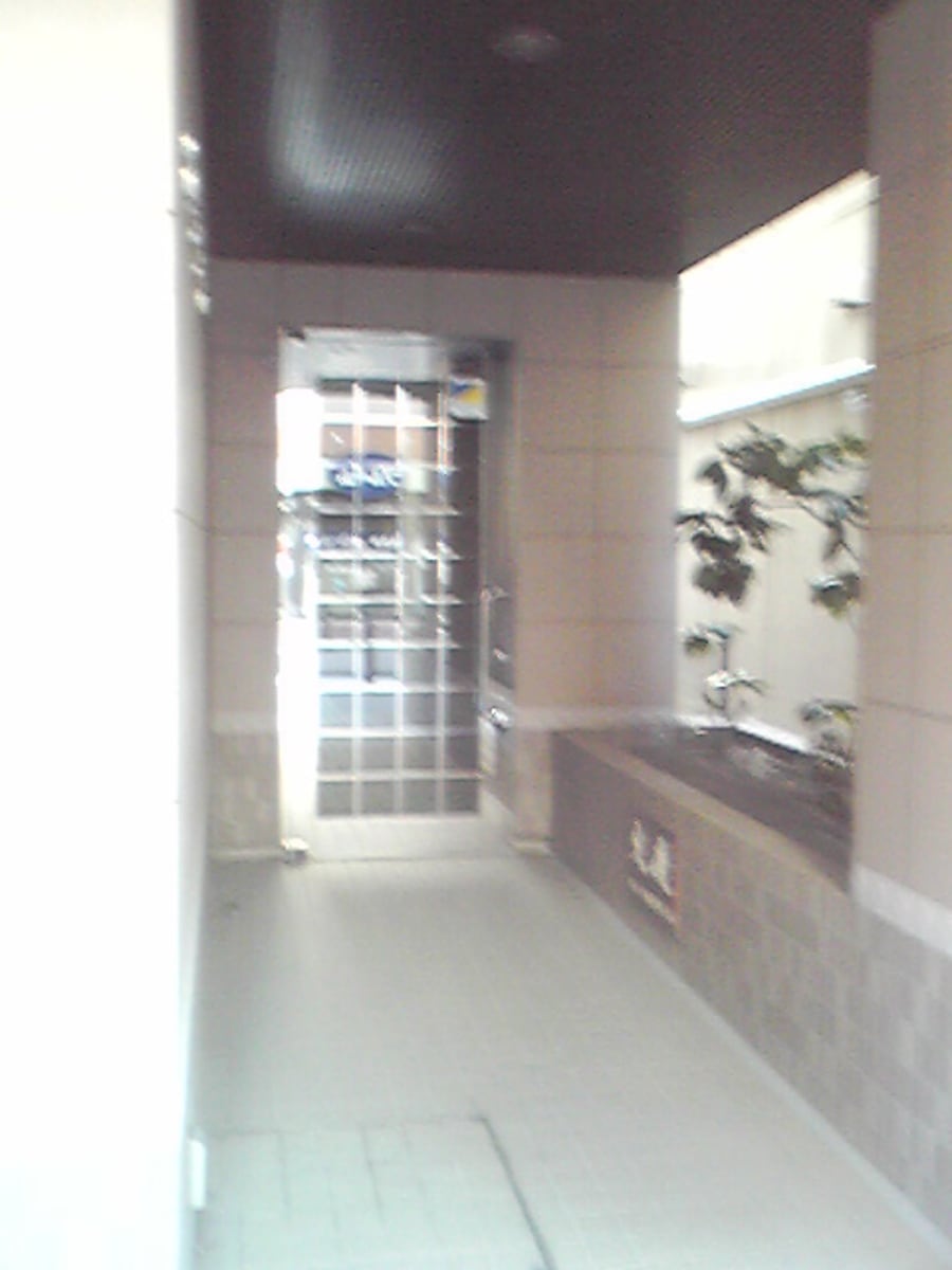 v20250427004617/fresh/building/J00100407405_3