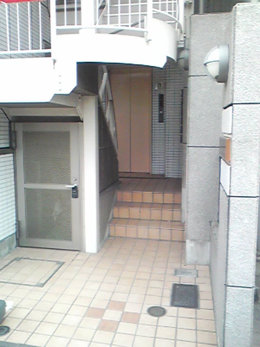 v20250427004617/fresh/building/J00100407747_3