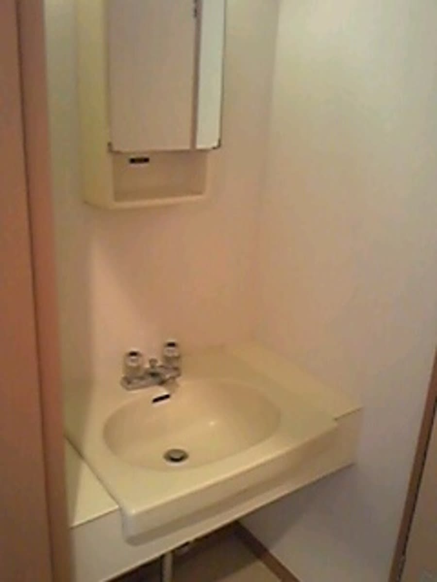 v20250427004617/fresh/building/J00100407808_8