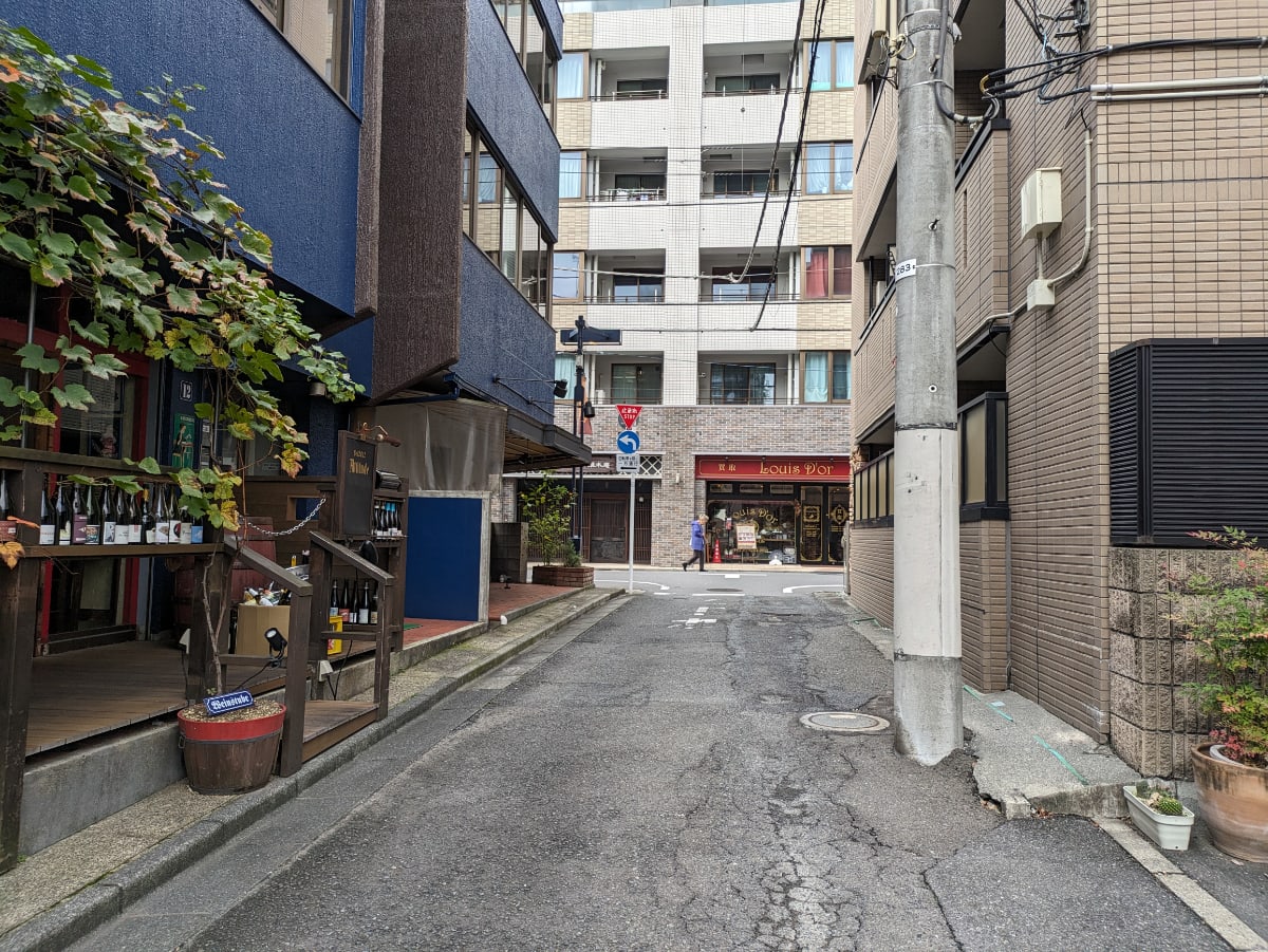 v20250427004617/fresh/building/J00100408023_2