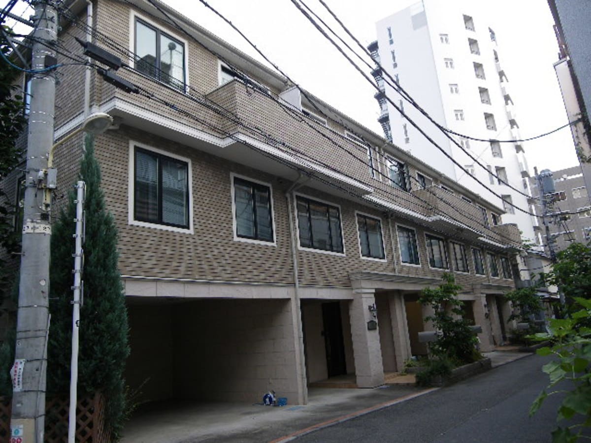 v20250427004617/fresh/building/J00100408250_1