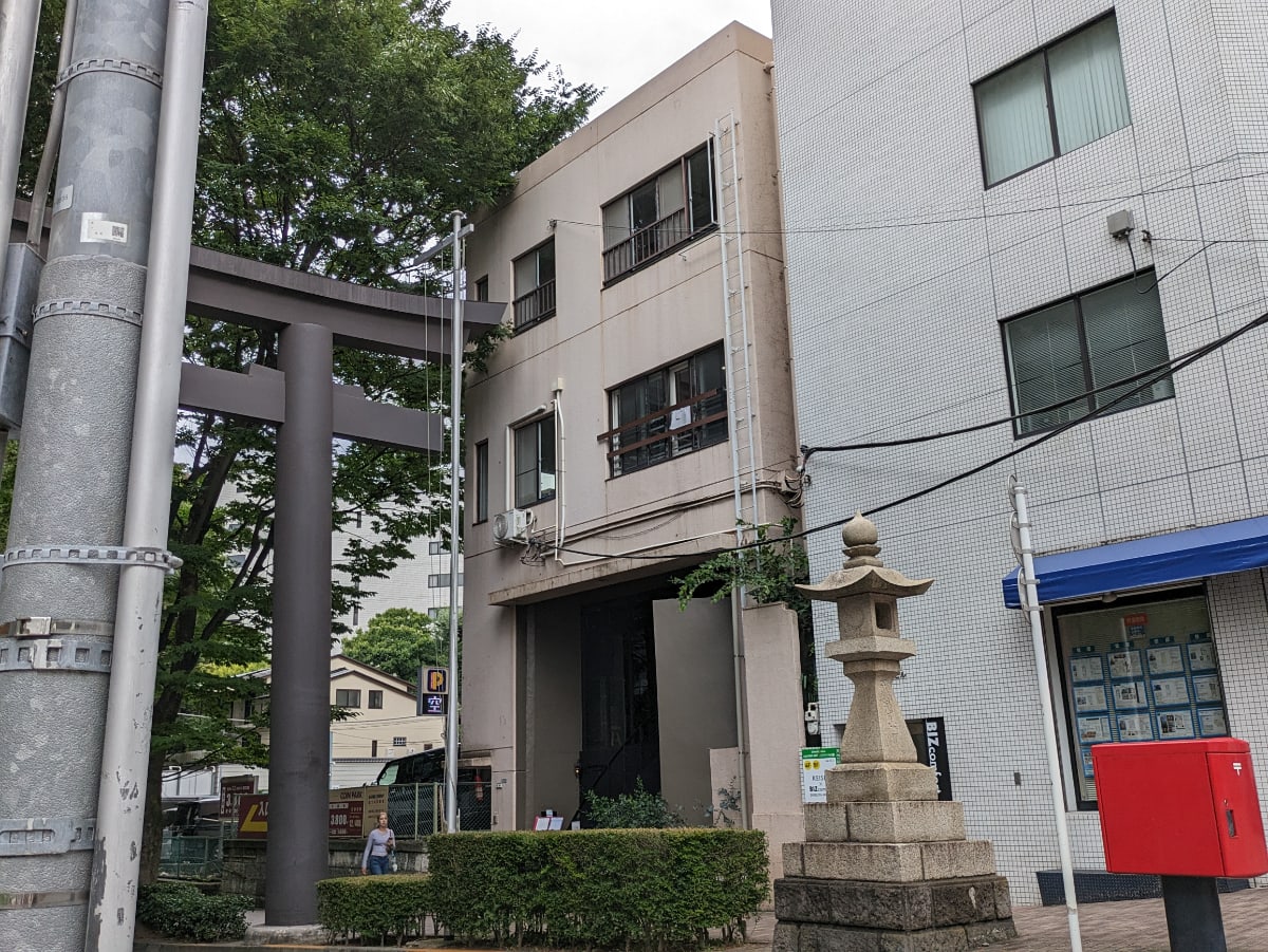 v20250427004617/fresh/building/J00100408940_1