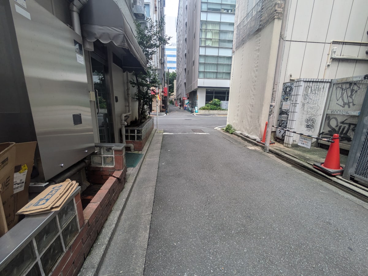 v20250427004617/fresh/building/J00100408944_11