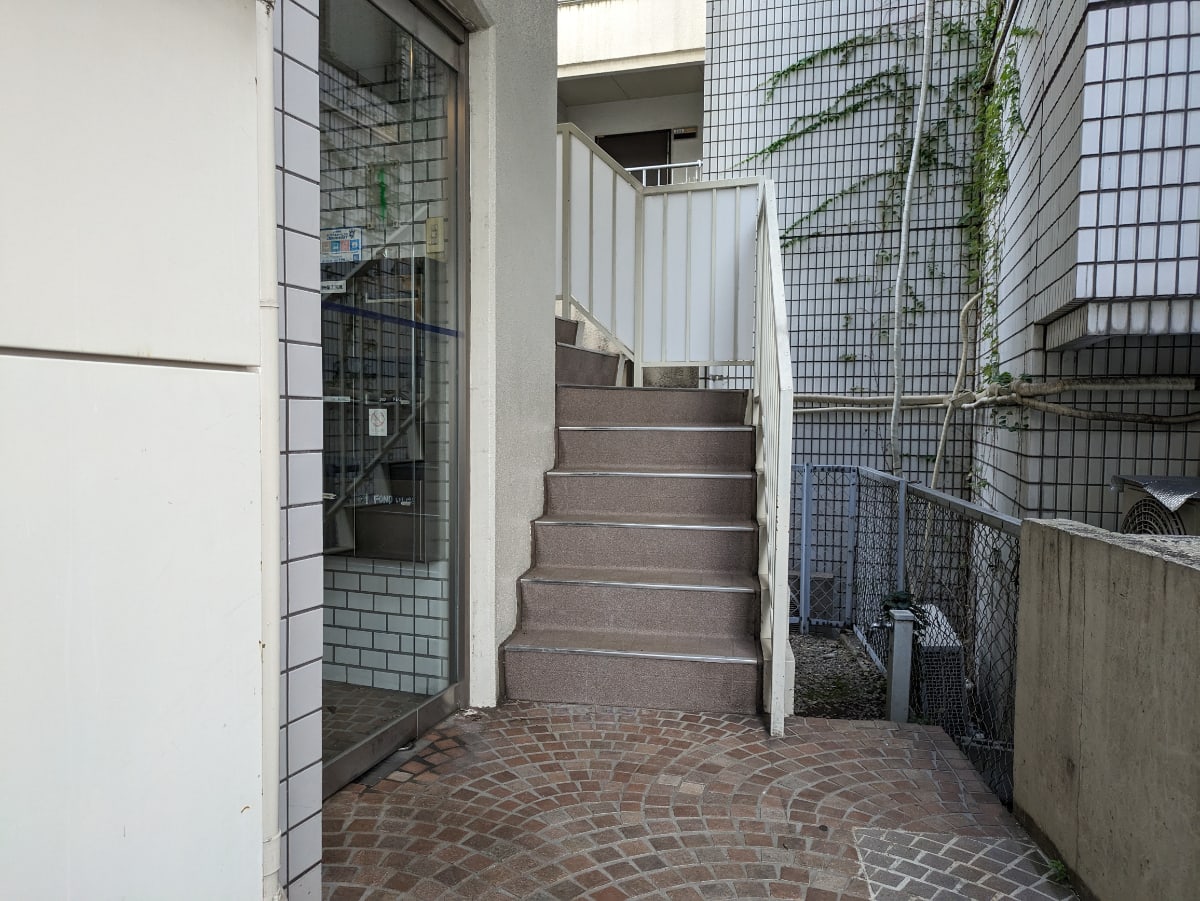 v20250427004617/fresh/building/J00100409144_9