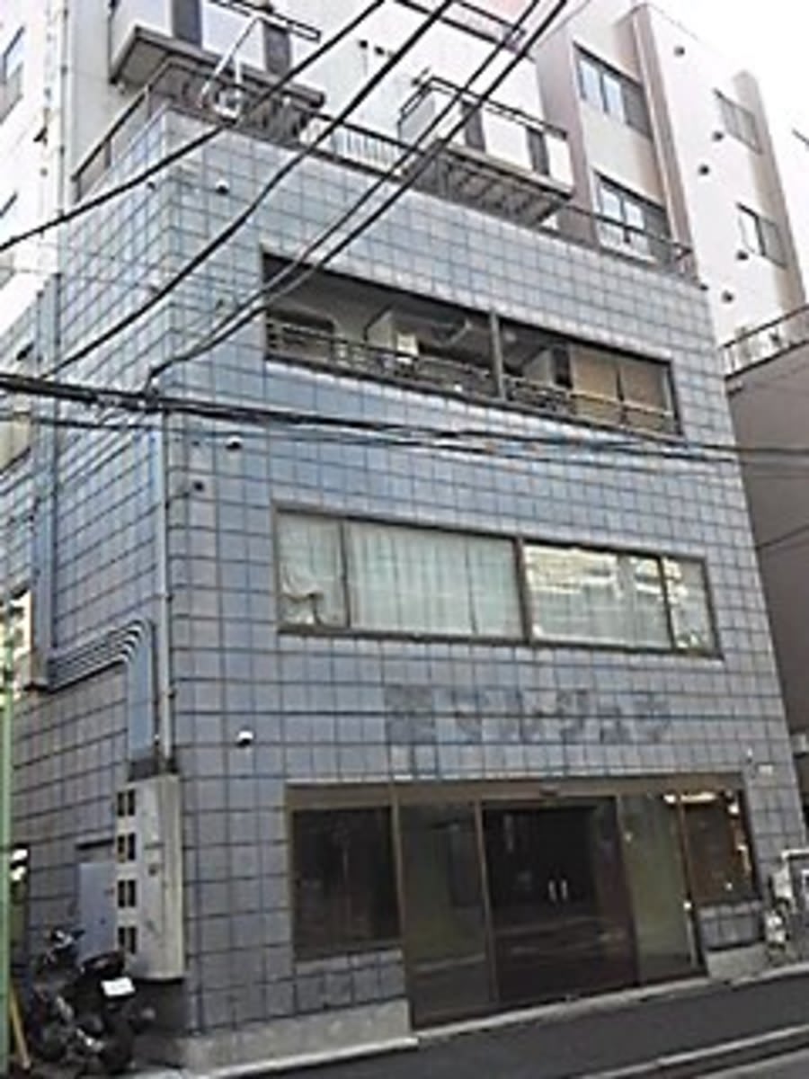 v20250427005210/fresh/building/J00100409938_1
