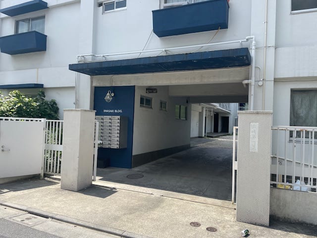 v20250427005210/fresh/building/J00100410258_3