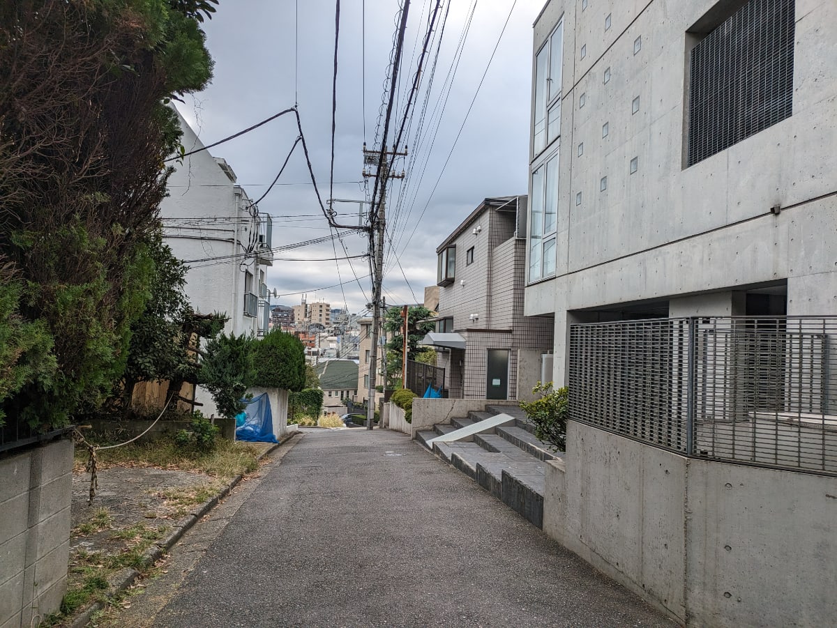 v20250427005210/fresh/building/J00100410408_2