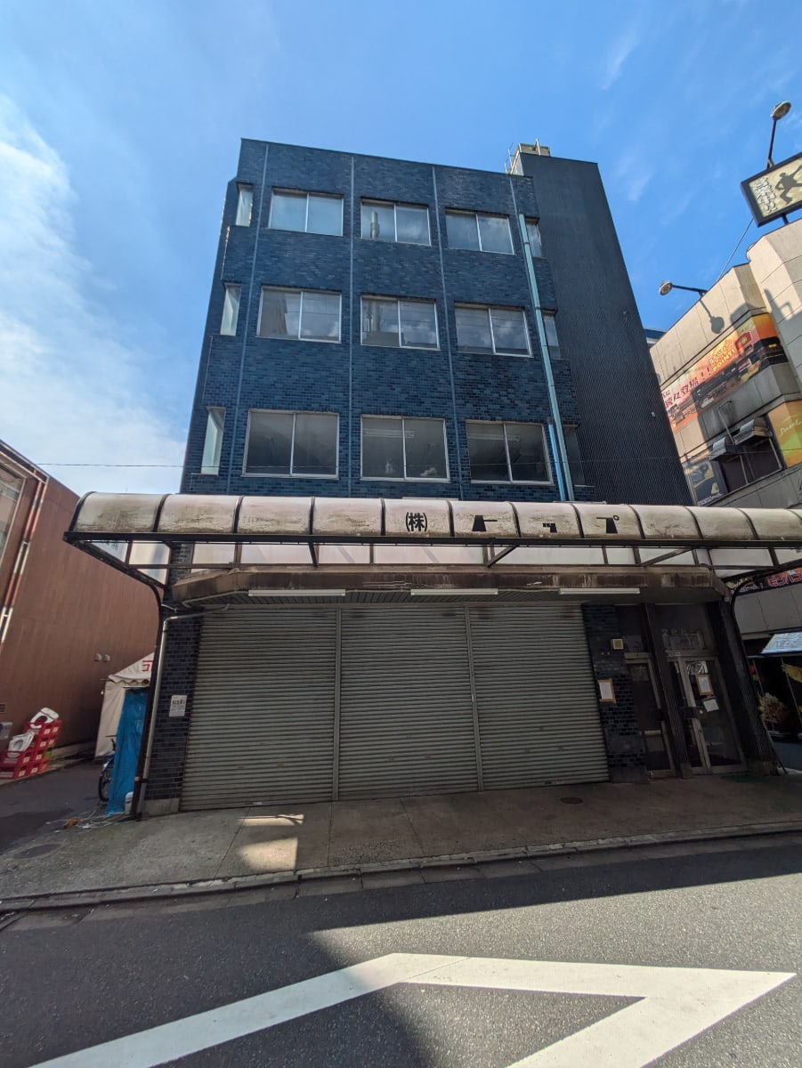 v20250427005210/fresh/building/J00100410696_5