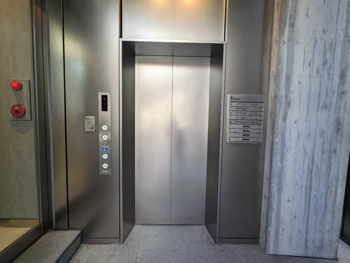 v20250427005210/fresh/building/J00100411330_4