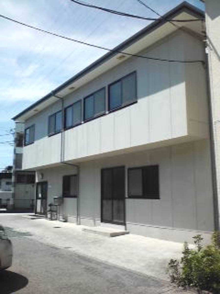 v20250427005210/fresh/building/J00100411561_1