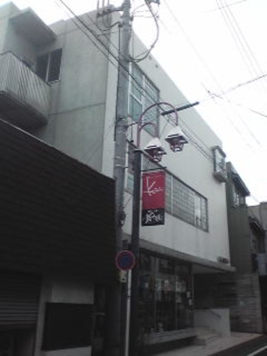 v20250427005210/fresh/building/J00100411738_1