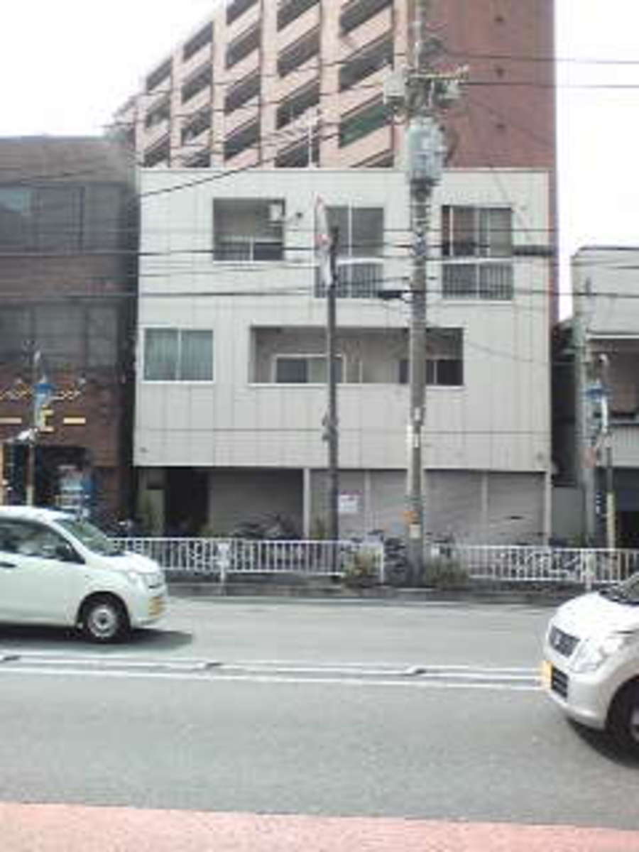 v20250427005210/fresh/building/J00100411884_1