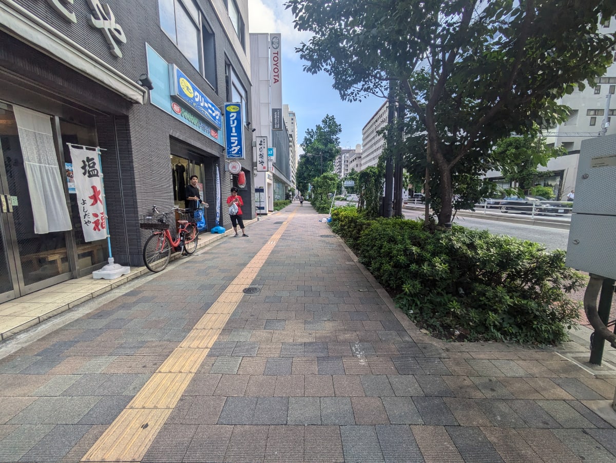v20250427005210/fresh/building/J00100412811_2