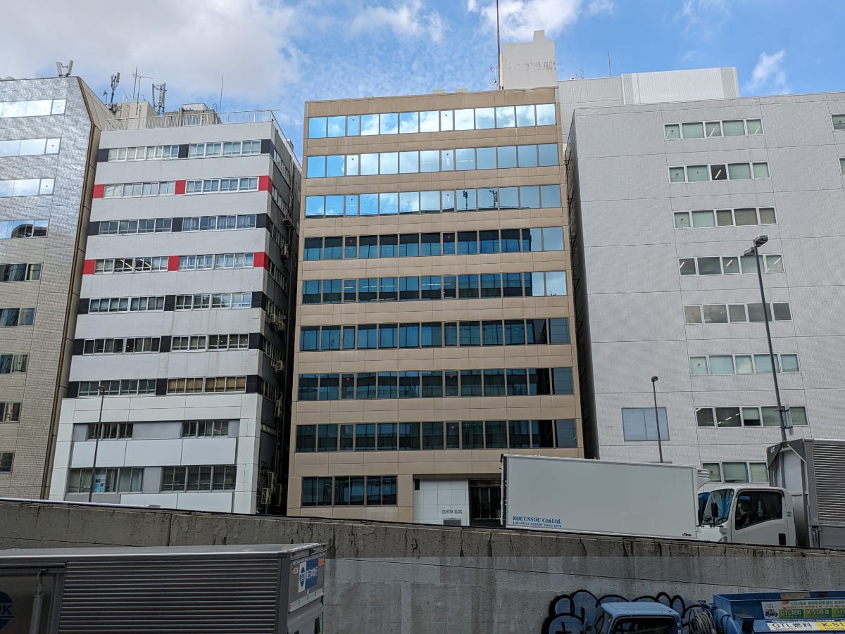 v20250427005511/fresh/building/J00100413472_1