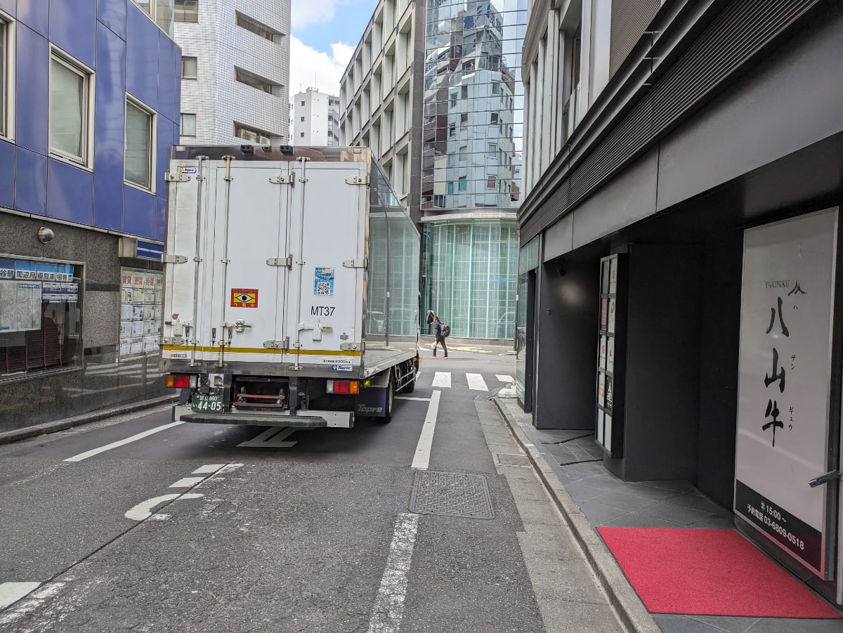 v20250427005511/fresh/building/J00100413492_2