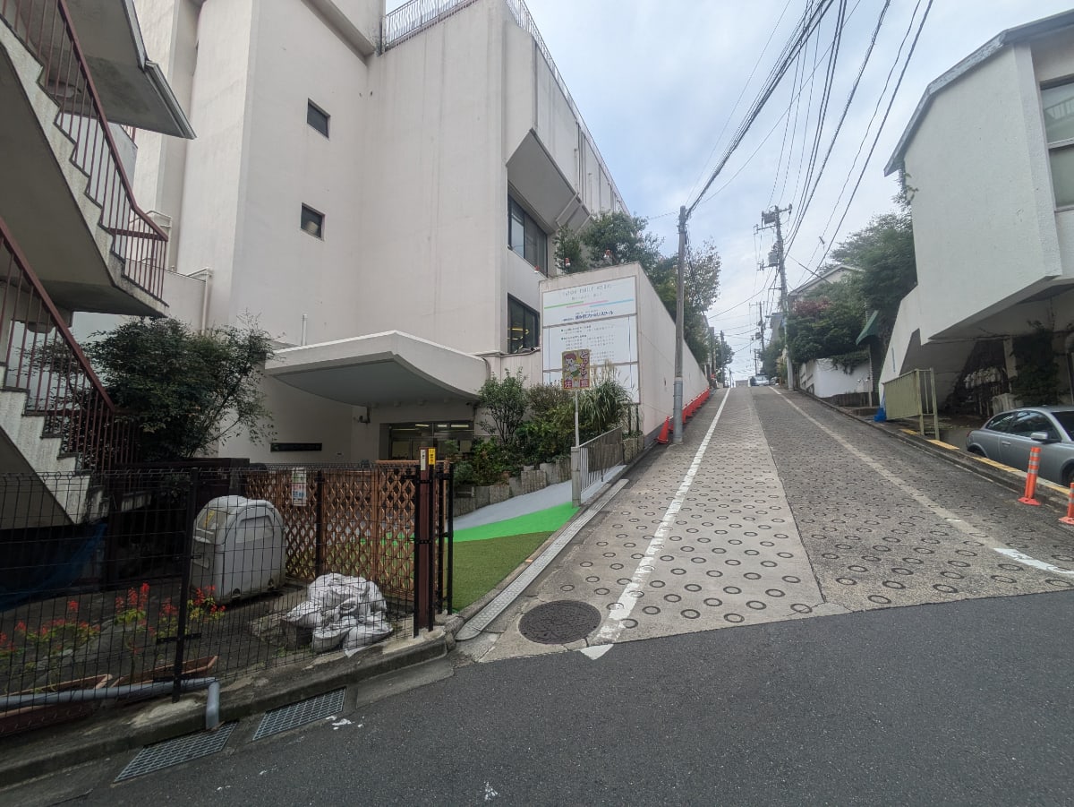 v20250427005511/fresh/building/J00100413498_2
