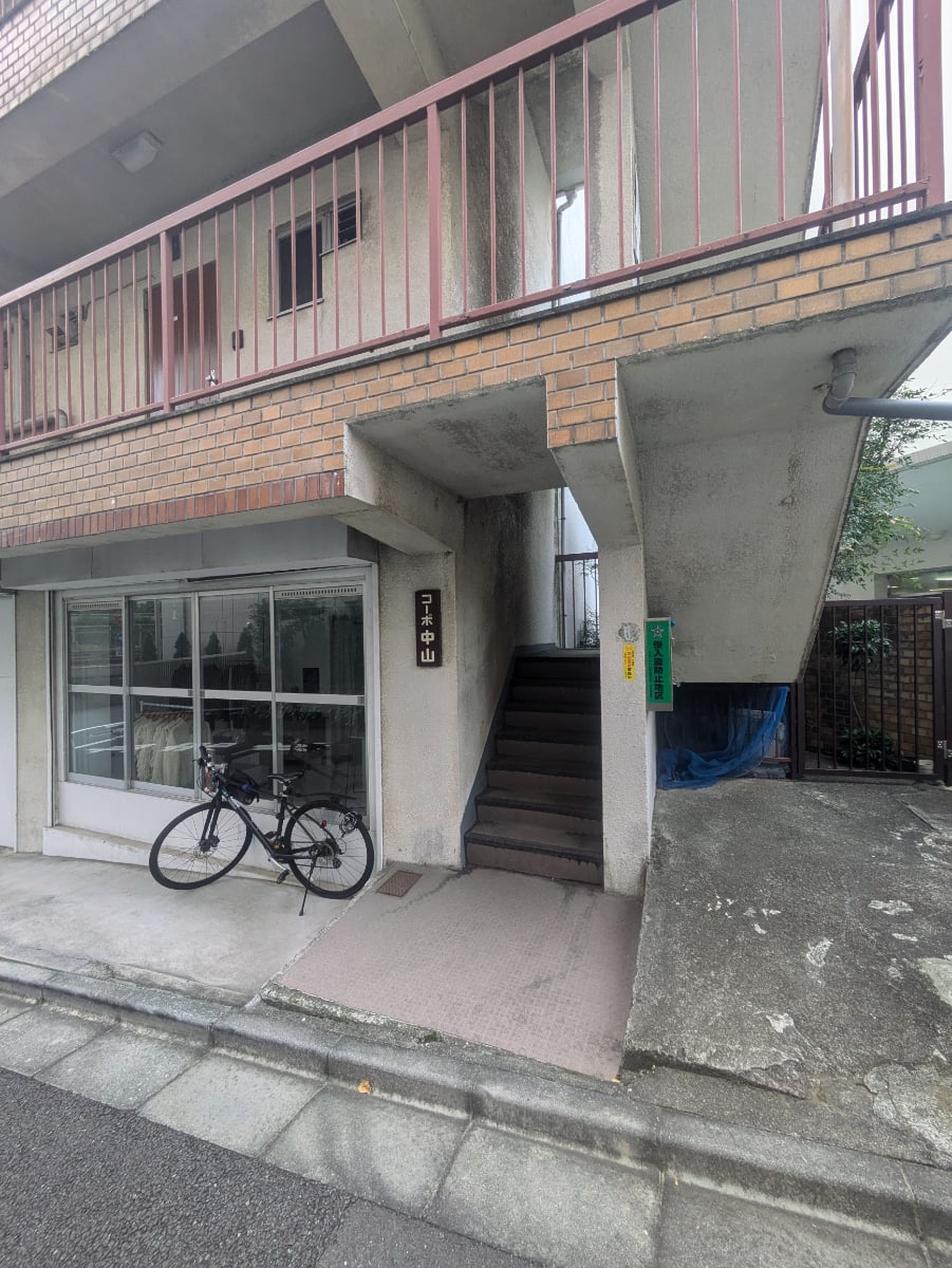 v20250427005511/fresh/building/J00100413498_3