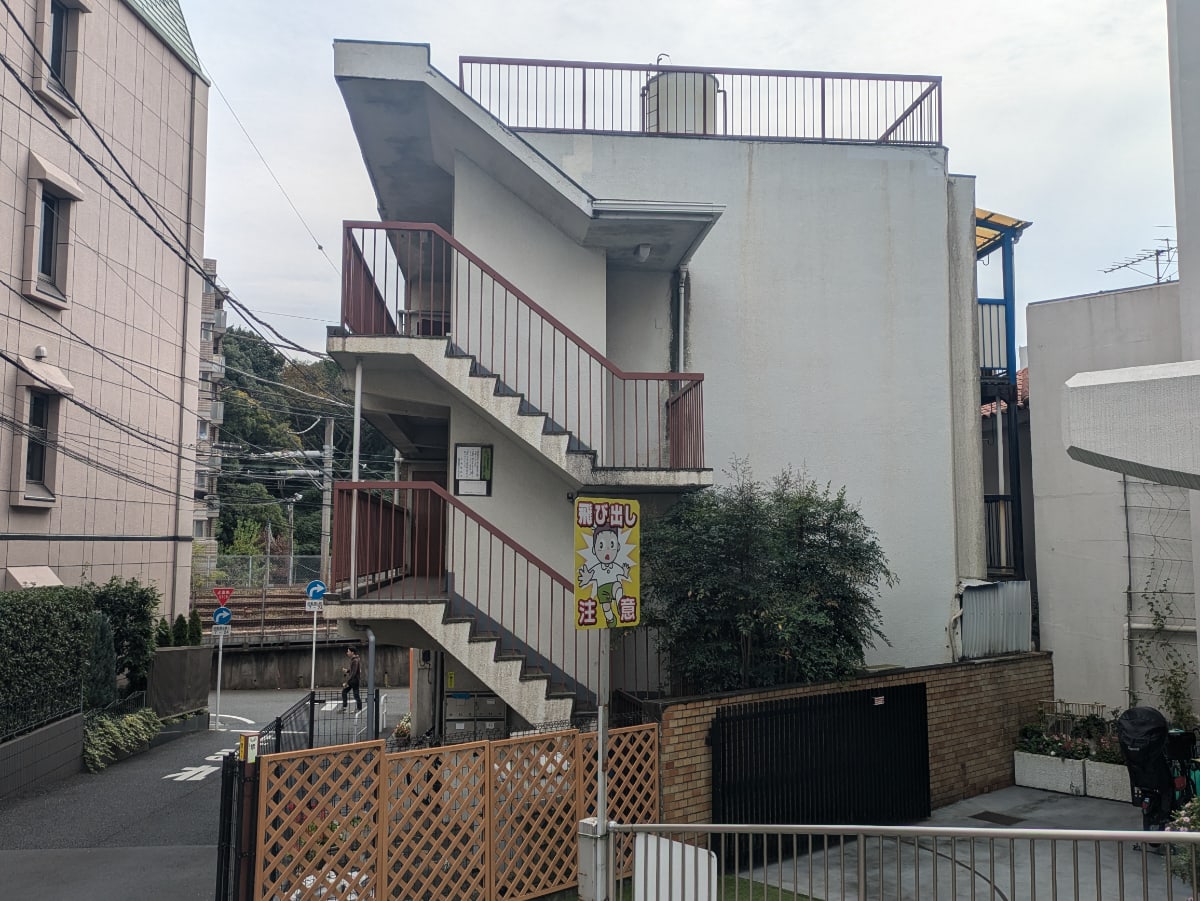 v20250427005511/fresh/building/J00100413498_8