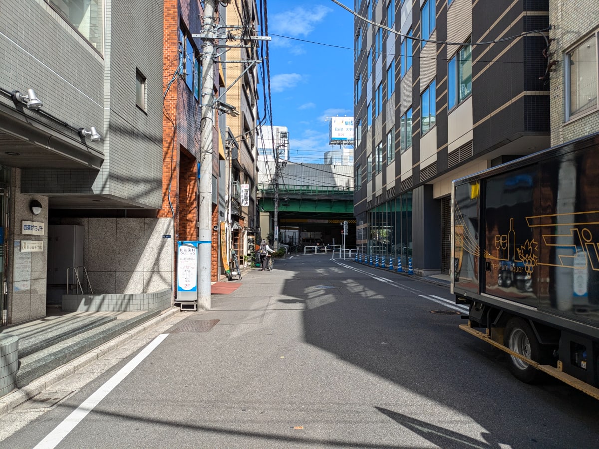 v20250427005511/fresh/building/J00100415214_2