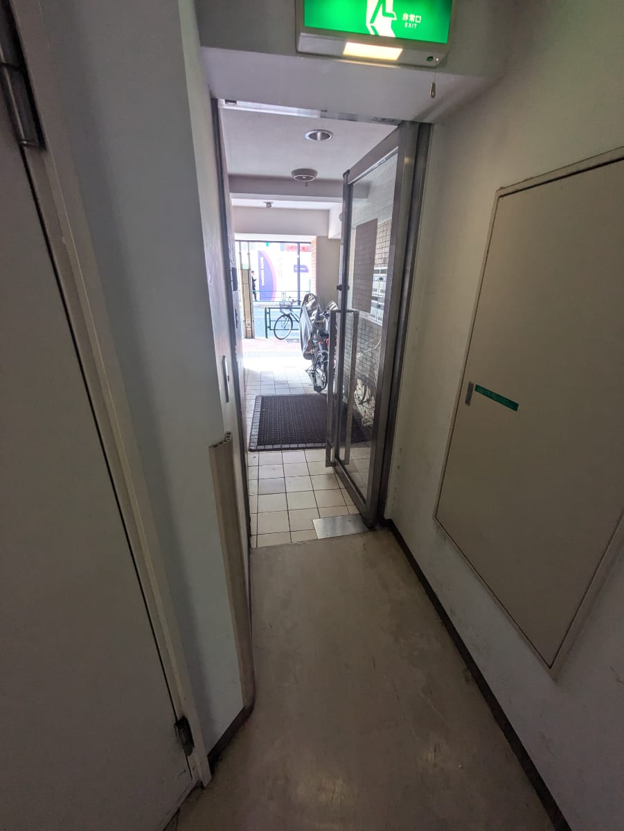 v20250427005511/fresh/building/J00100415272_12