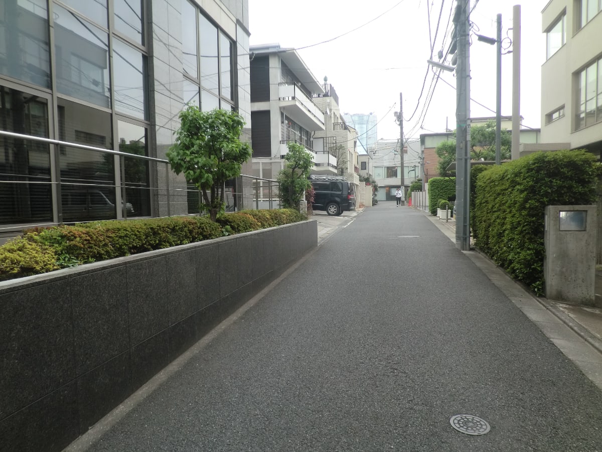 v20250427005511/fresh/building/J00100415398_2