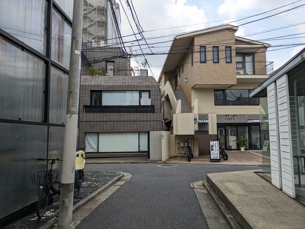 v20250427005511/fresh/building/J00100415995_10