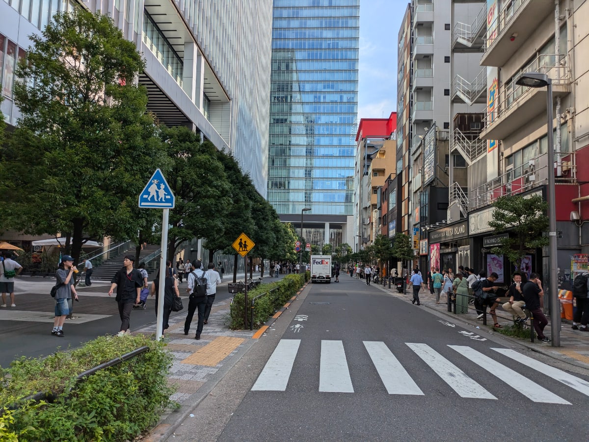 v20250427005511/fresh/building/J00100416216_13