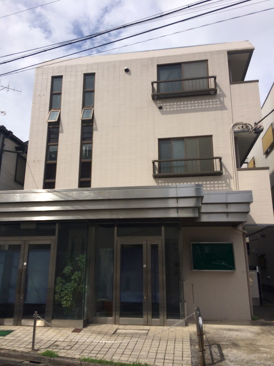 v20250427005820/fresh/building/J00100417212_9
