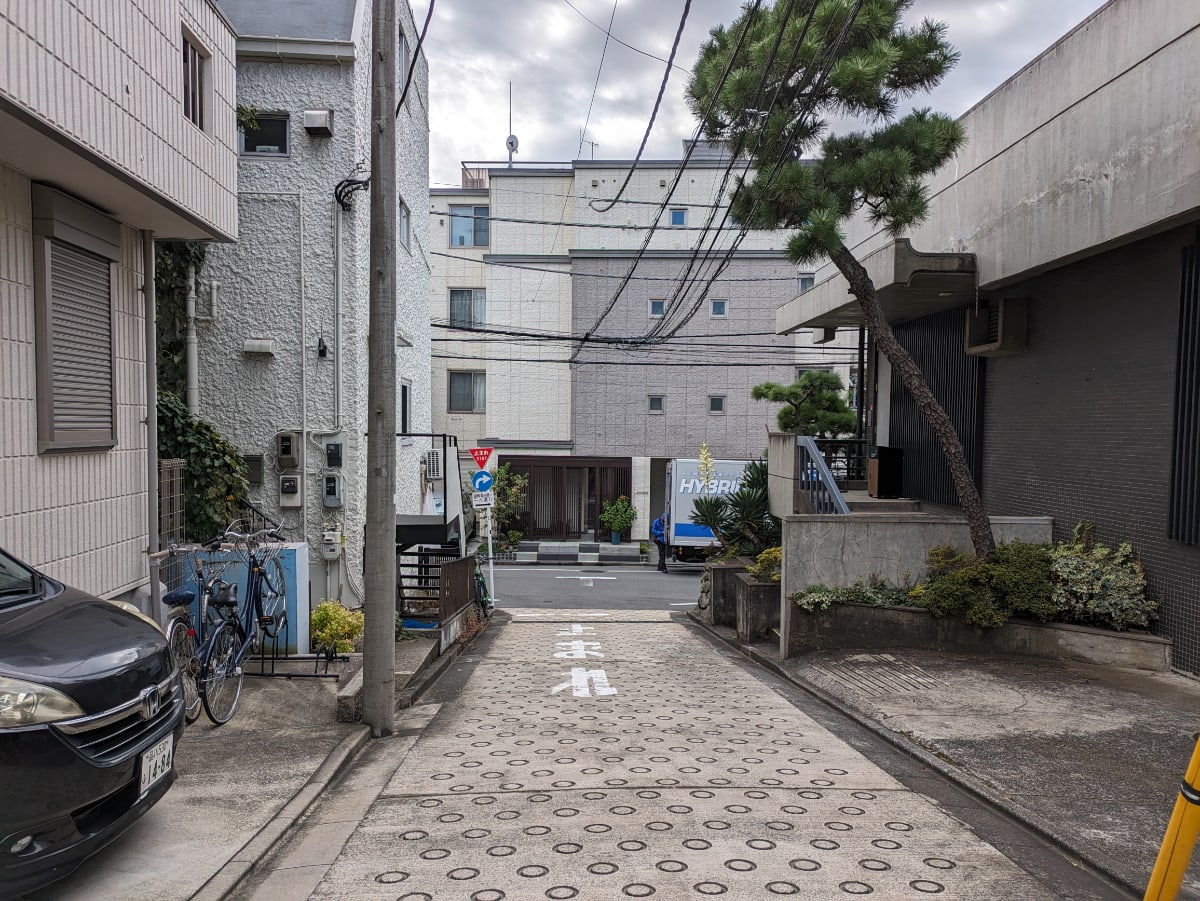 v20250427005820/fresh/building/J00100417628_9