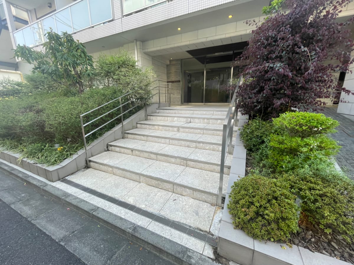v20250427005820/fresh/building/J00100417740_3