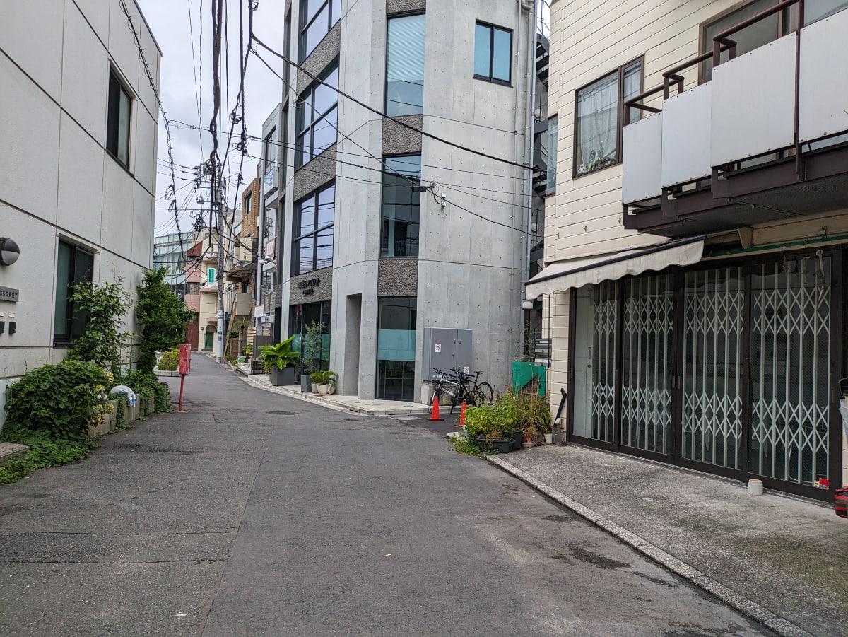 v20250427005820/fresh/building/J00100417746_2