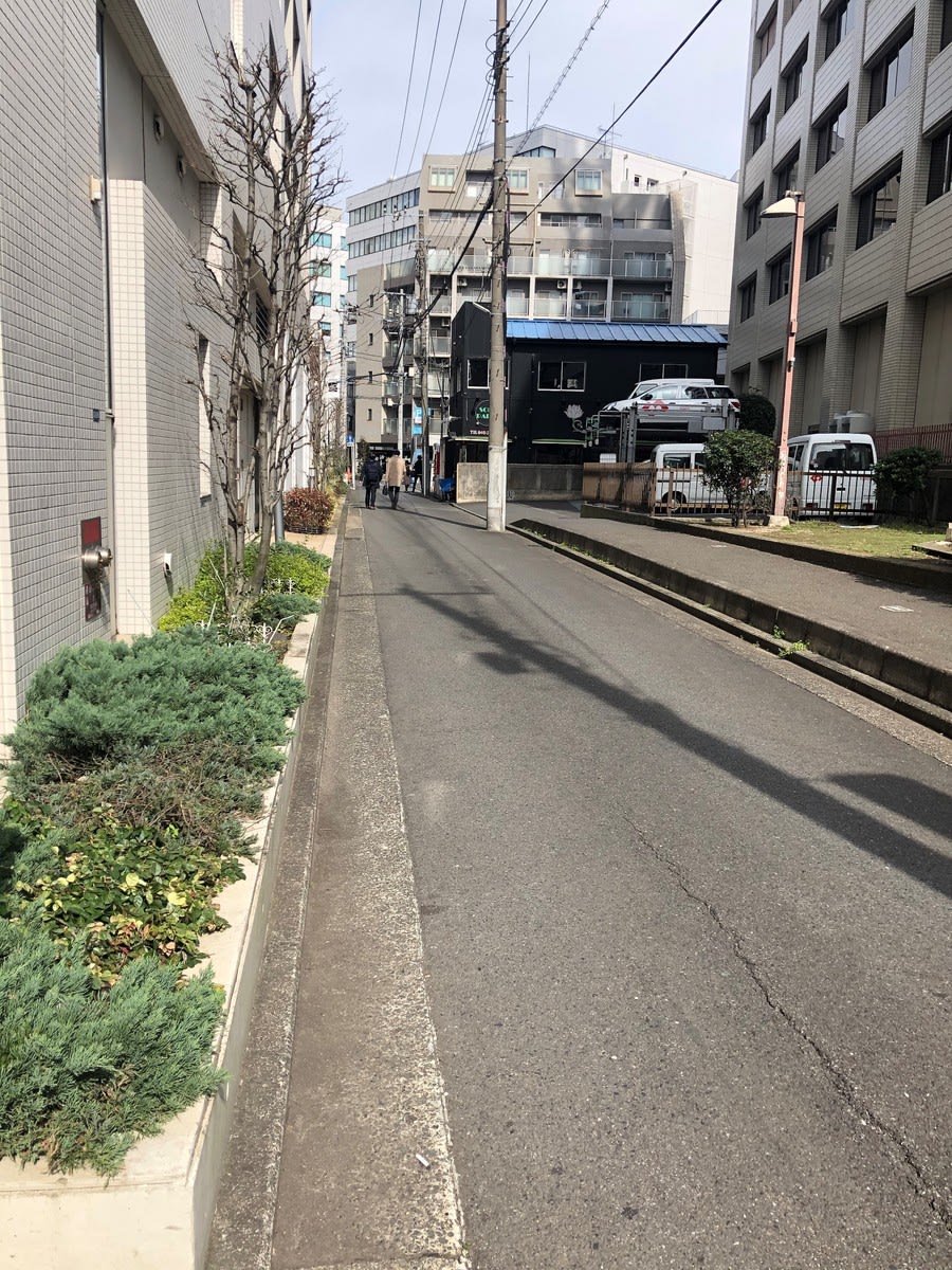 v20250427005820/fresh/building/J00100417964_2