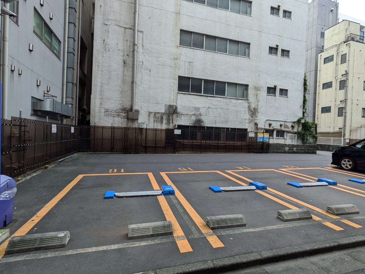 v20250427005820/fresh/building/J00100418156_7