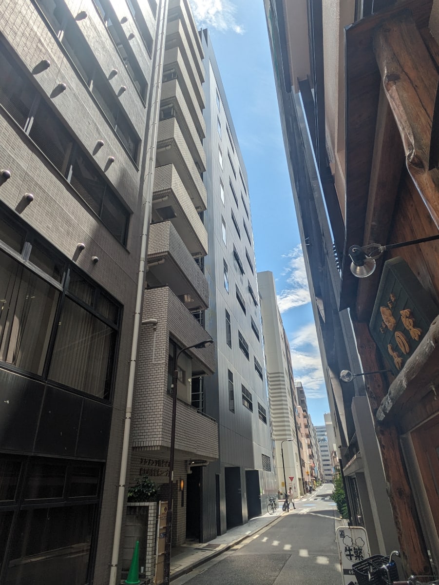 v20250427005820/fresh/building/J00100418574_10