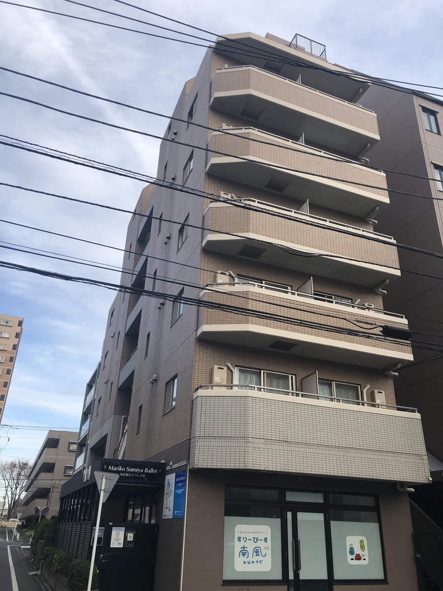 v20250427005820/fresh/building/J00100418751_1