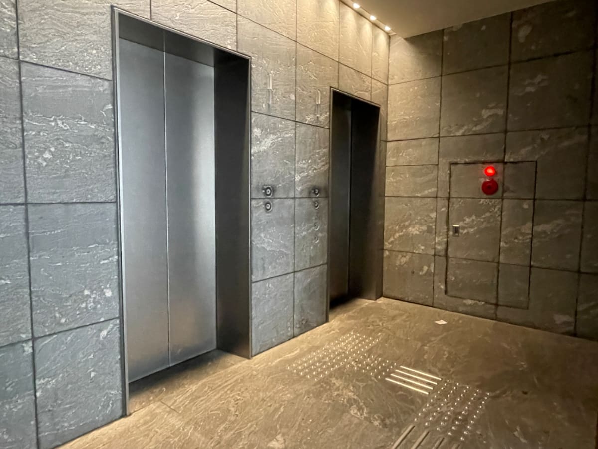 v20250427005820/fresh/building/J00100418782_4