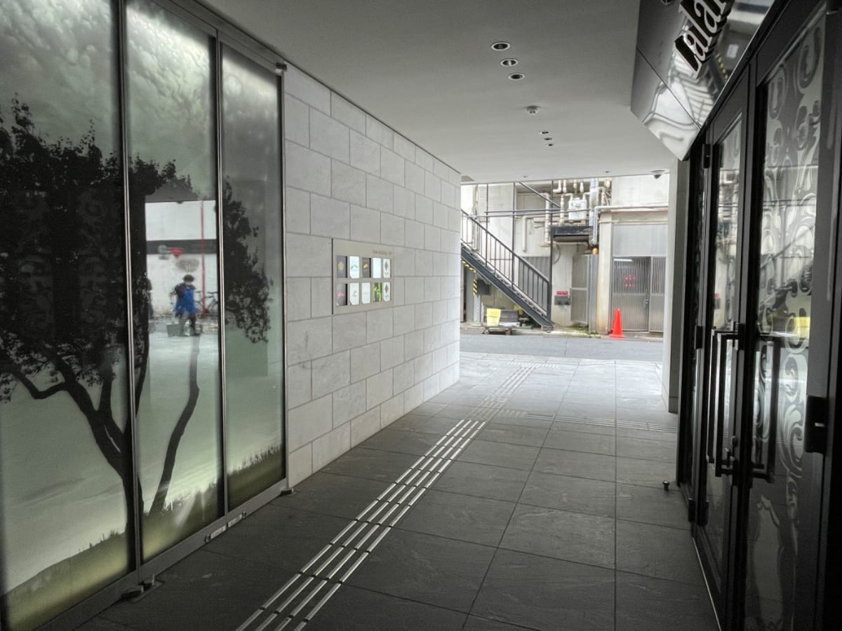 v20250427005820/fresh/building/J00100418782_5
