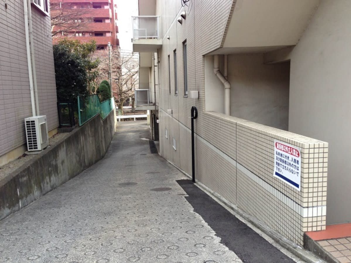v20250427005820/fresh/building/J00100419851_9
