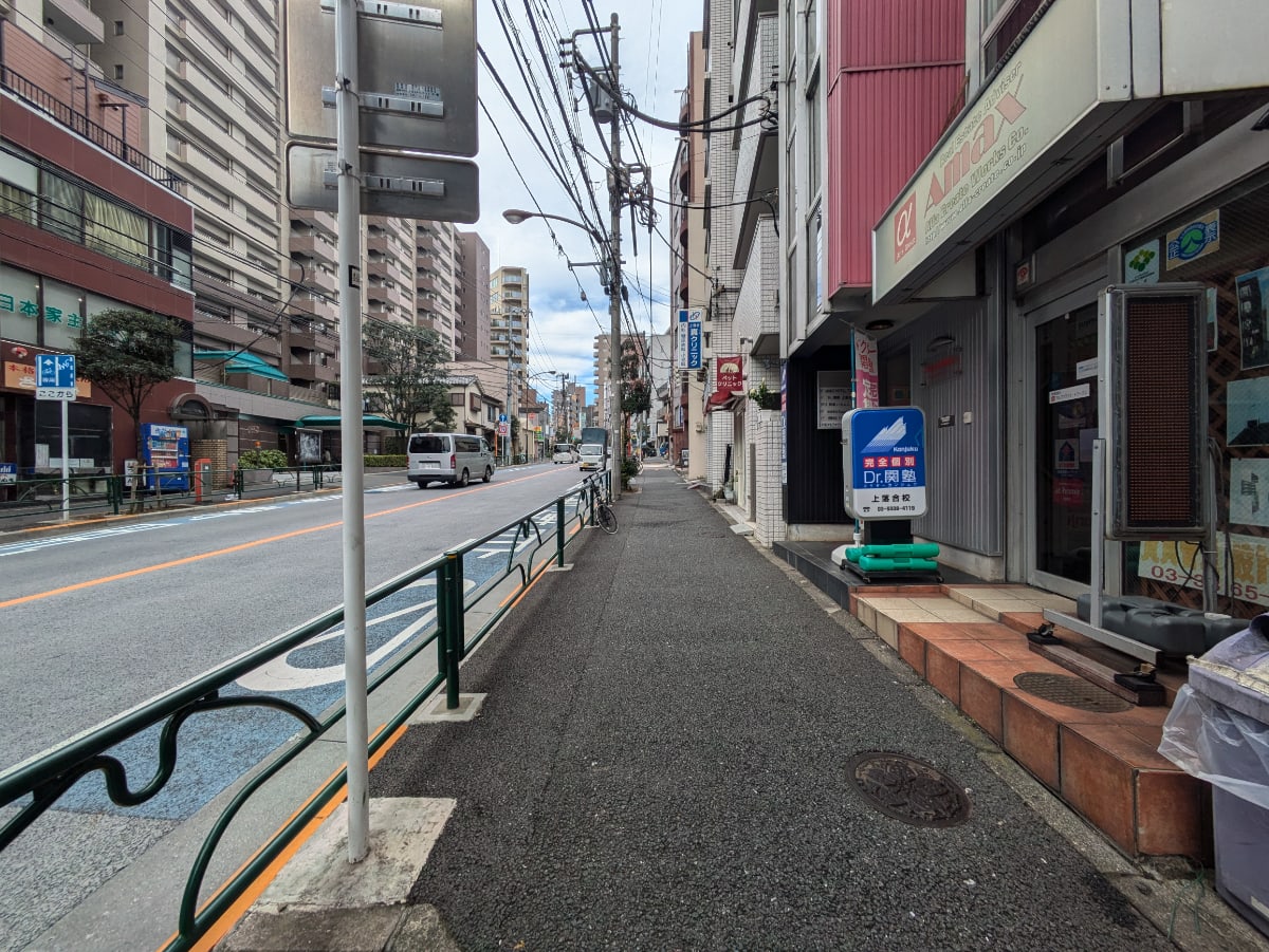 v20250427005820/fresh/building/J00100420195_2