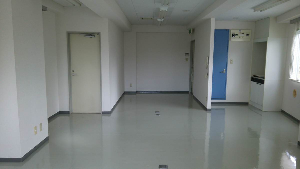 v20250427005820/fresh/building/J00100420383_1