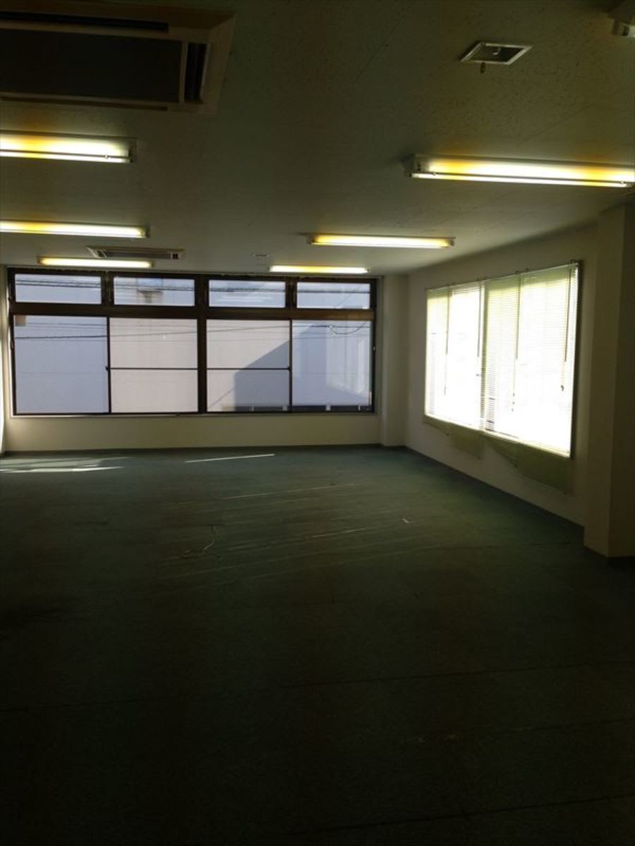 v20250427010205/fresh/building/J00100421173_16