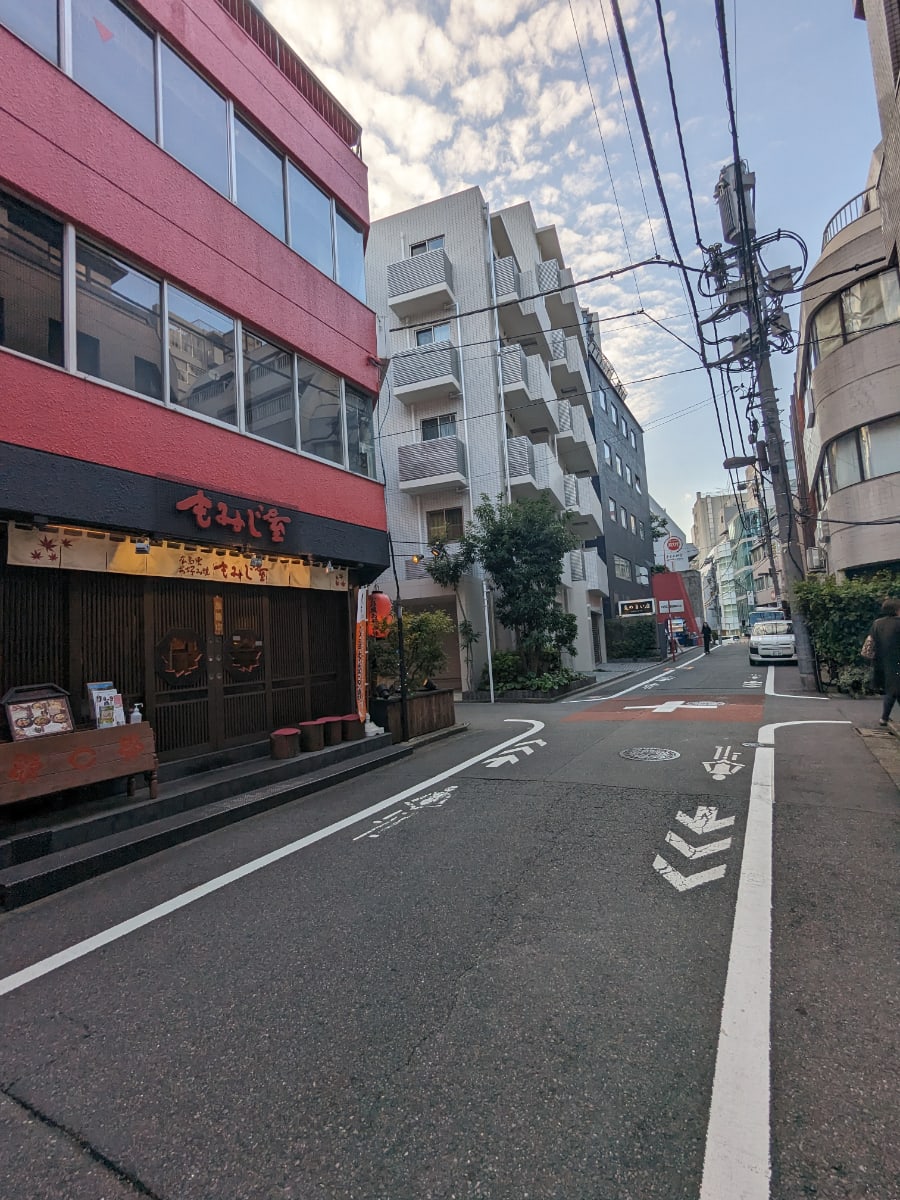 v20250427010206/fresh/building/J00100420967_2