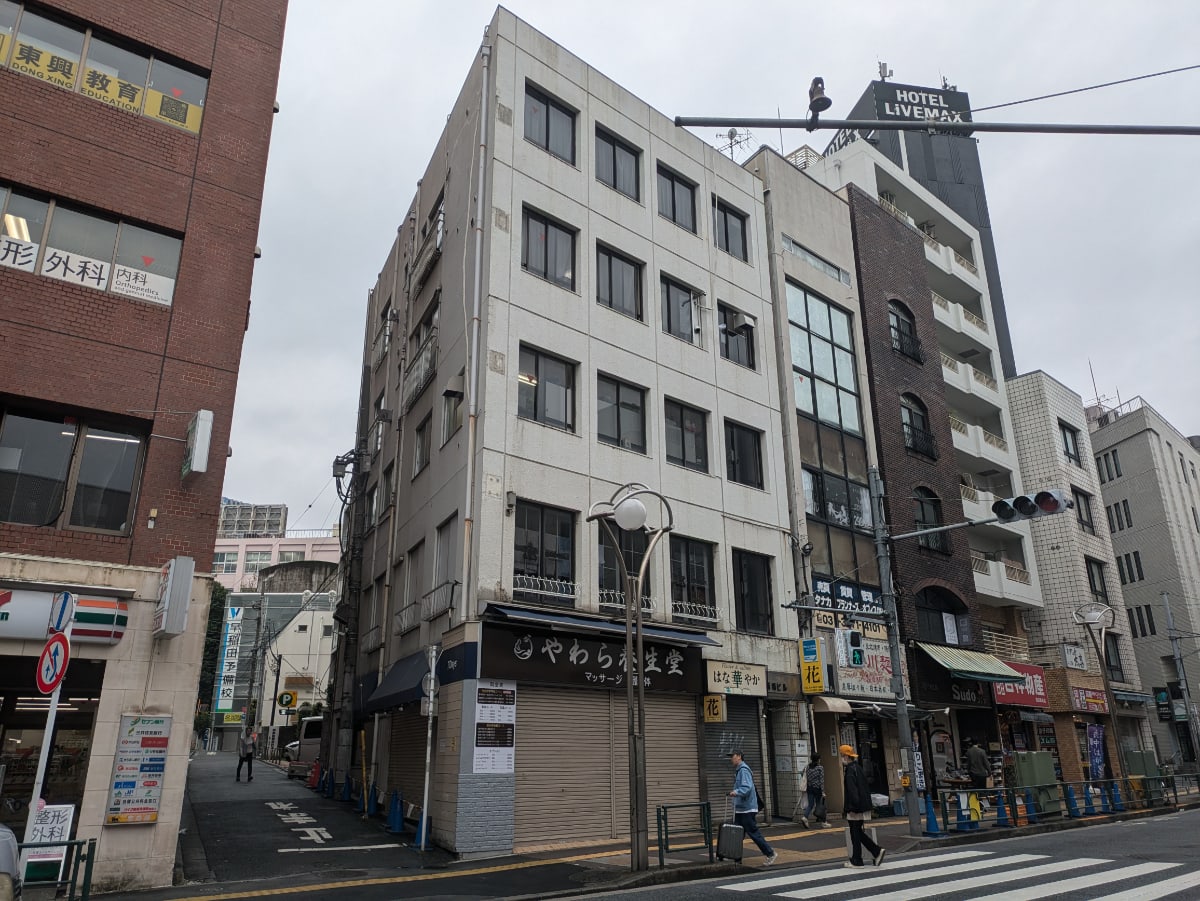 v20250427010206/fresh/building/J00100421037_12