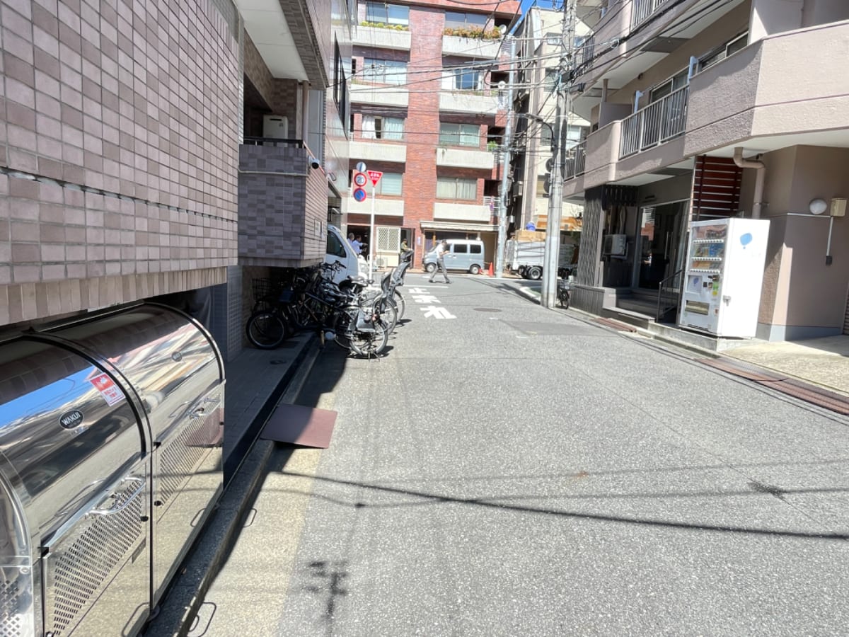 v20250427010206/fresh/building/J00100421690_12