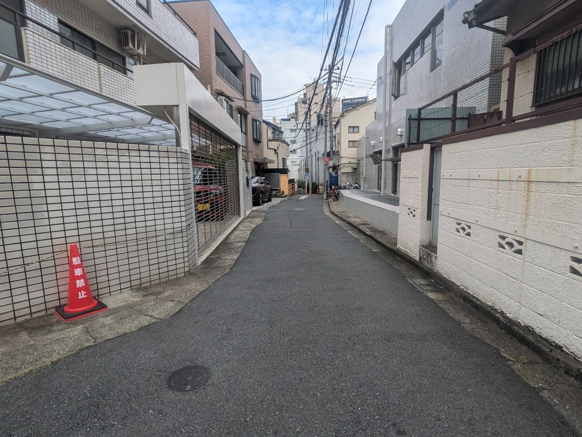 v20250427010206/fresh/building/J00100421709_8