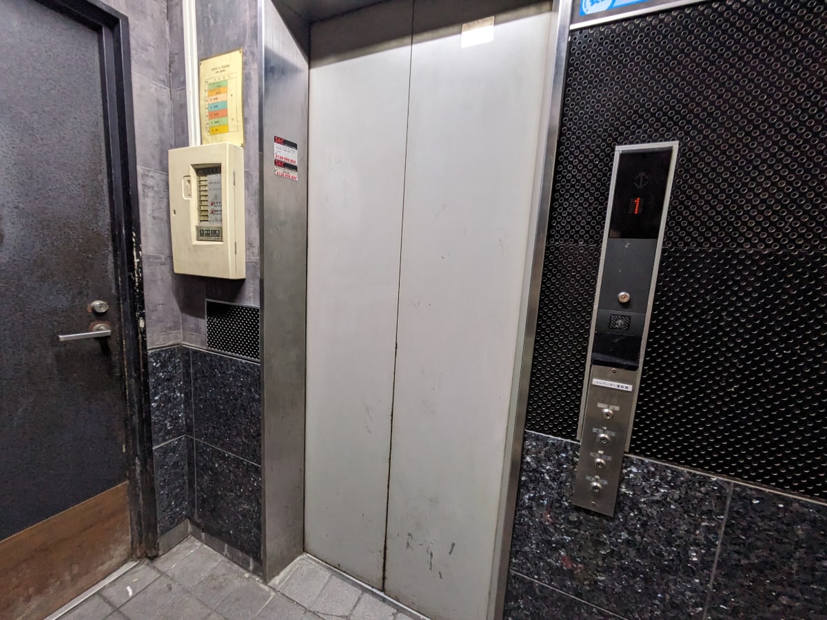 v20250427010206/fresh/building/J00100425288_4